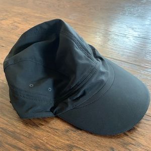 Lululemon running hat